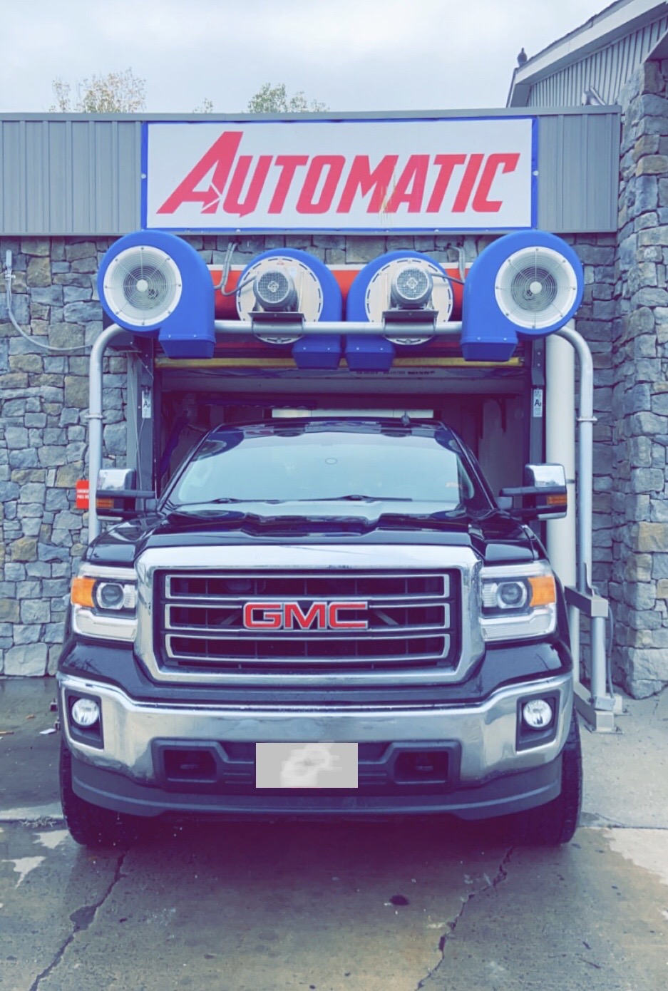 An attractive IBA car wash